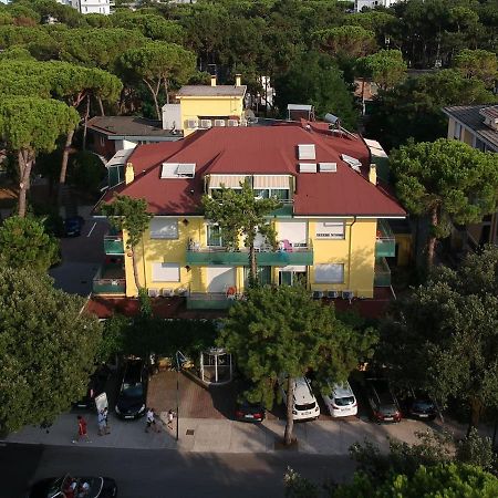 Villa Lucilla Lignano Sabbiadoro Luaran gambar